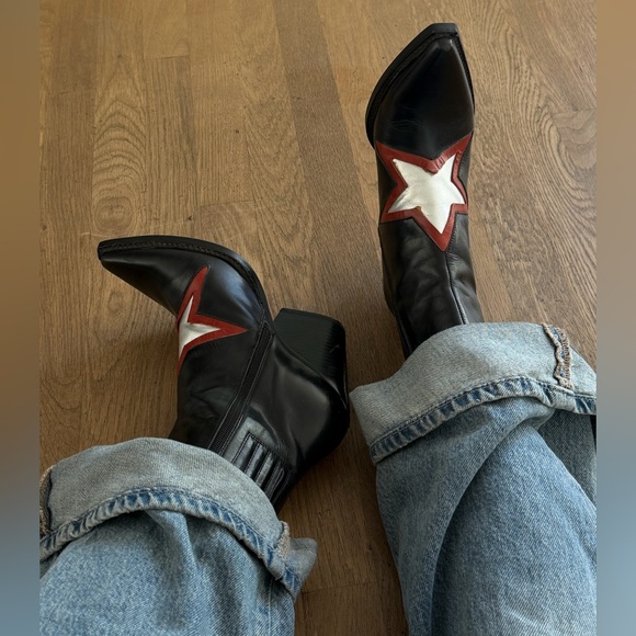 Jeffrey Campbell Shoes - leather star boots ⭐️